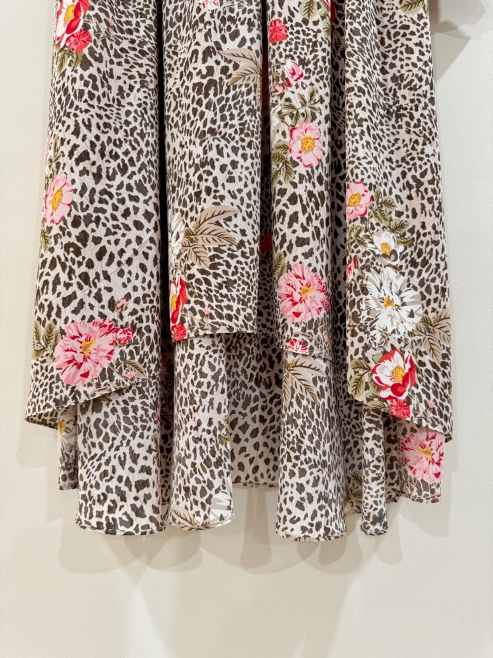 Nanette Lepore Smocked Foral Leopard Print Midi Dress Size 10 - Picture 5 of 9